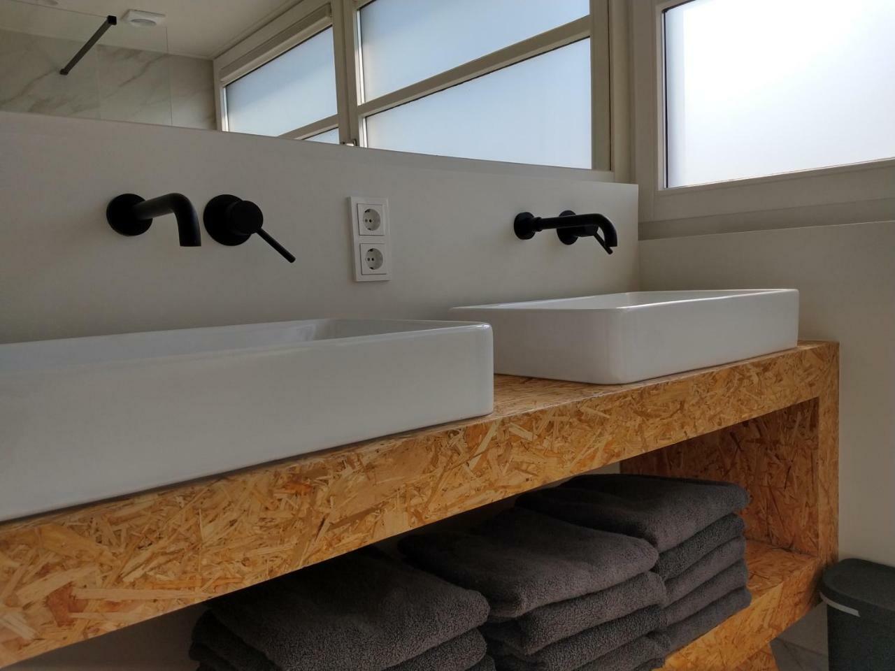 Vikinghuis Bed By The Sea فيسْتكابيلي المظهر الخارجي الصورة